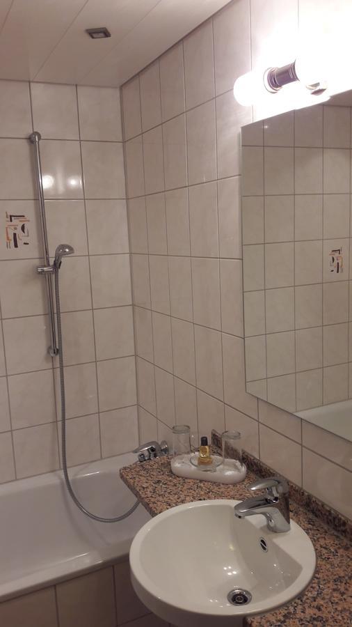 Hotel Am Schoenbuchrand 蒂宾根 外观 照片